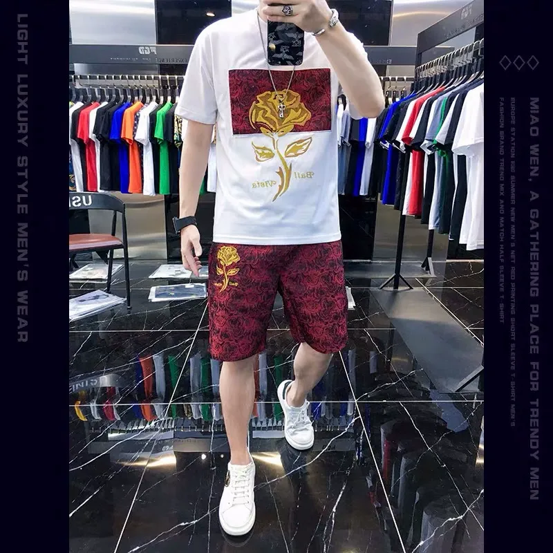 Men's casual wear set embroidered bear pattern