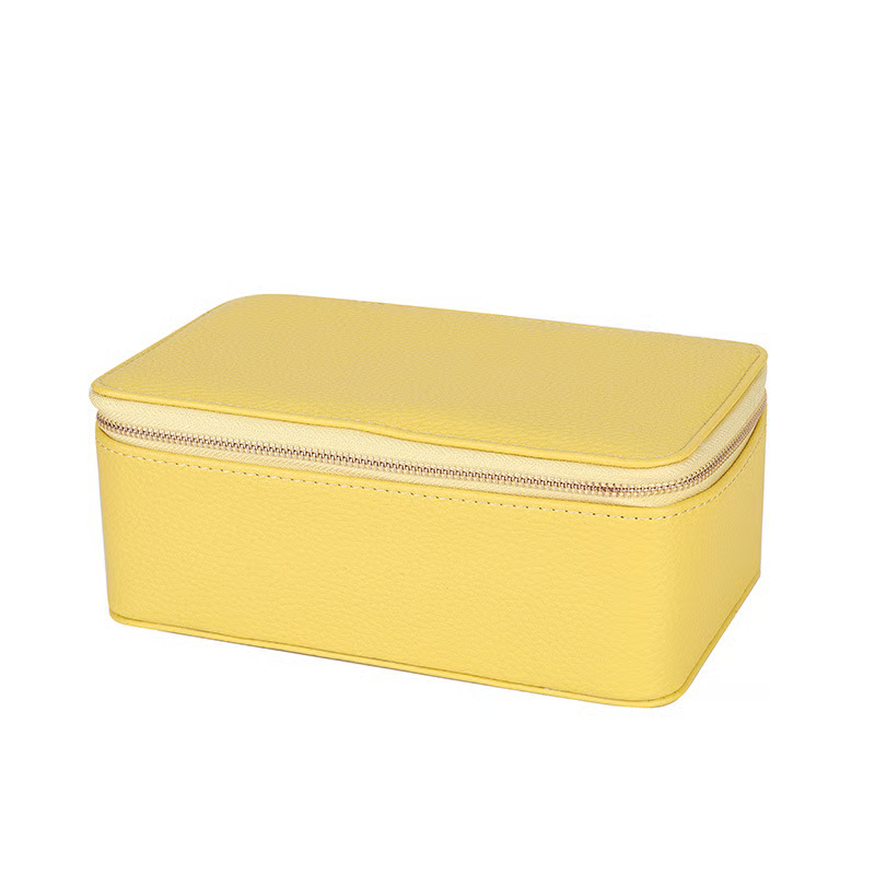 🎁 Portable Jewelry Box for Earrings Necklace Rings