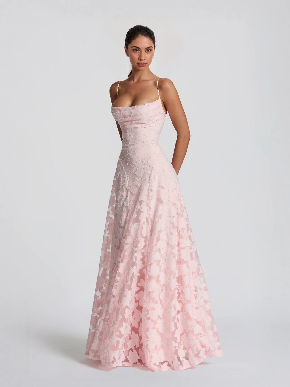 Elegant Floral Lace Spaghetti Strap Maxi Dress