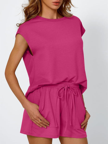 NEW🔥 2025 Women's Casual Loose Fit Round Neck Short Sleeve Two-Piece Set