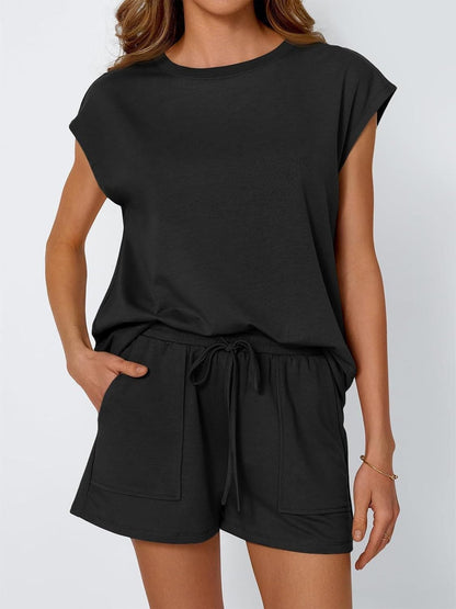 NEW🔥 2025 Women's Casual Loose Fit Round Neck Short Sleeve Two-Piece Set
