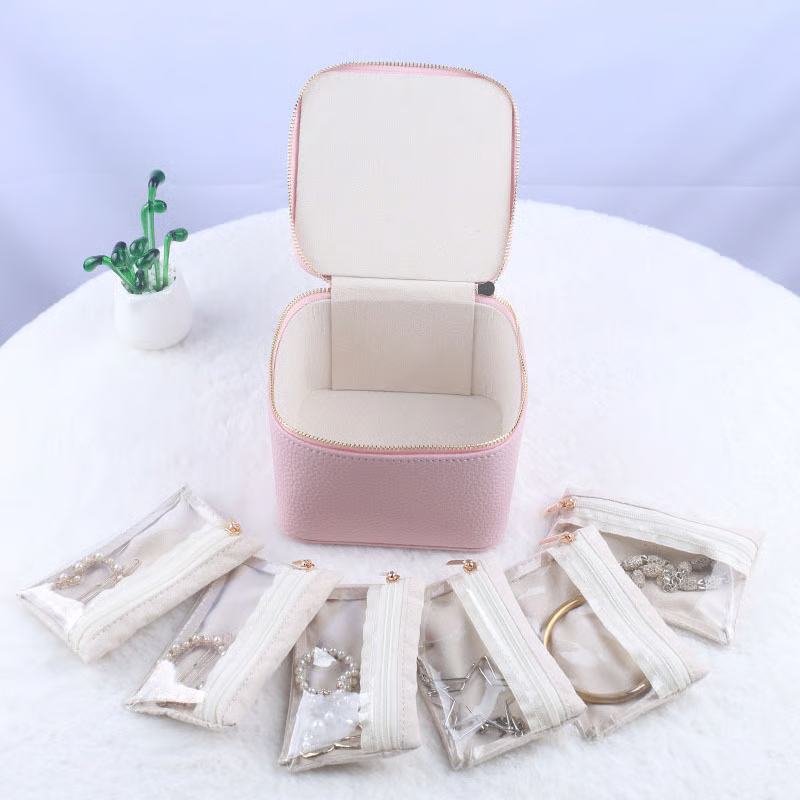 🎁 Portable Jewelry Box for Earrings Necklace Rings