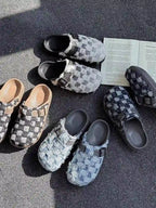 Suede Buckle Strap Rubber-Sole Streetwear Mules