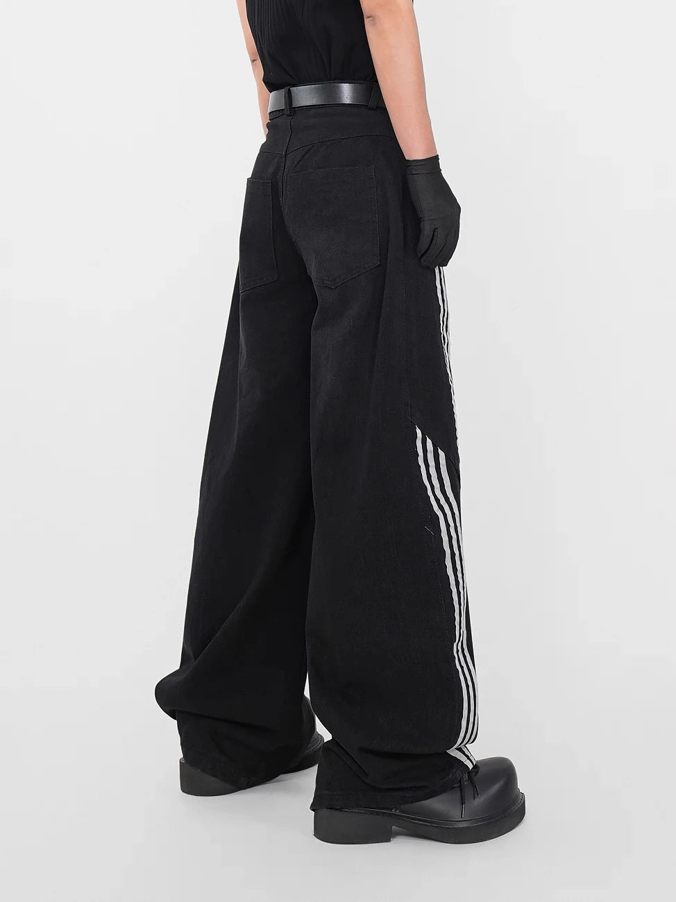 Contrast Stripe Barrel Leg Jeans