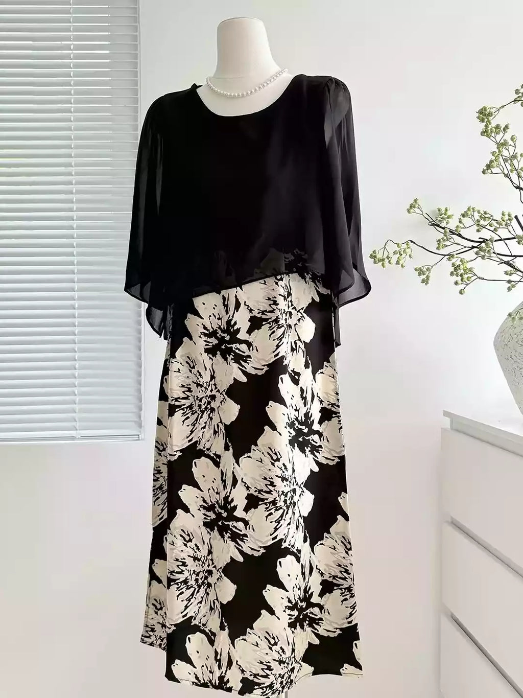 Elegant Floral Chiffon Layered Midi Dress with Sheer Capelet Top