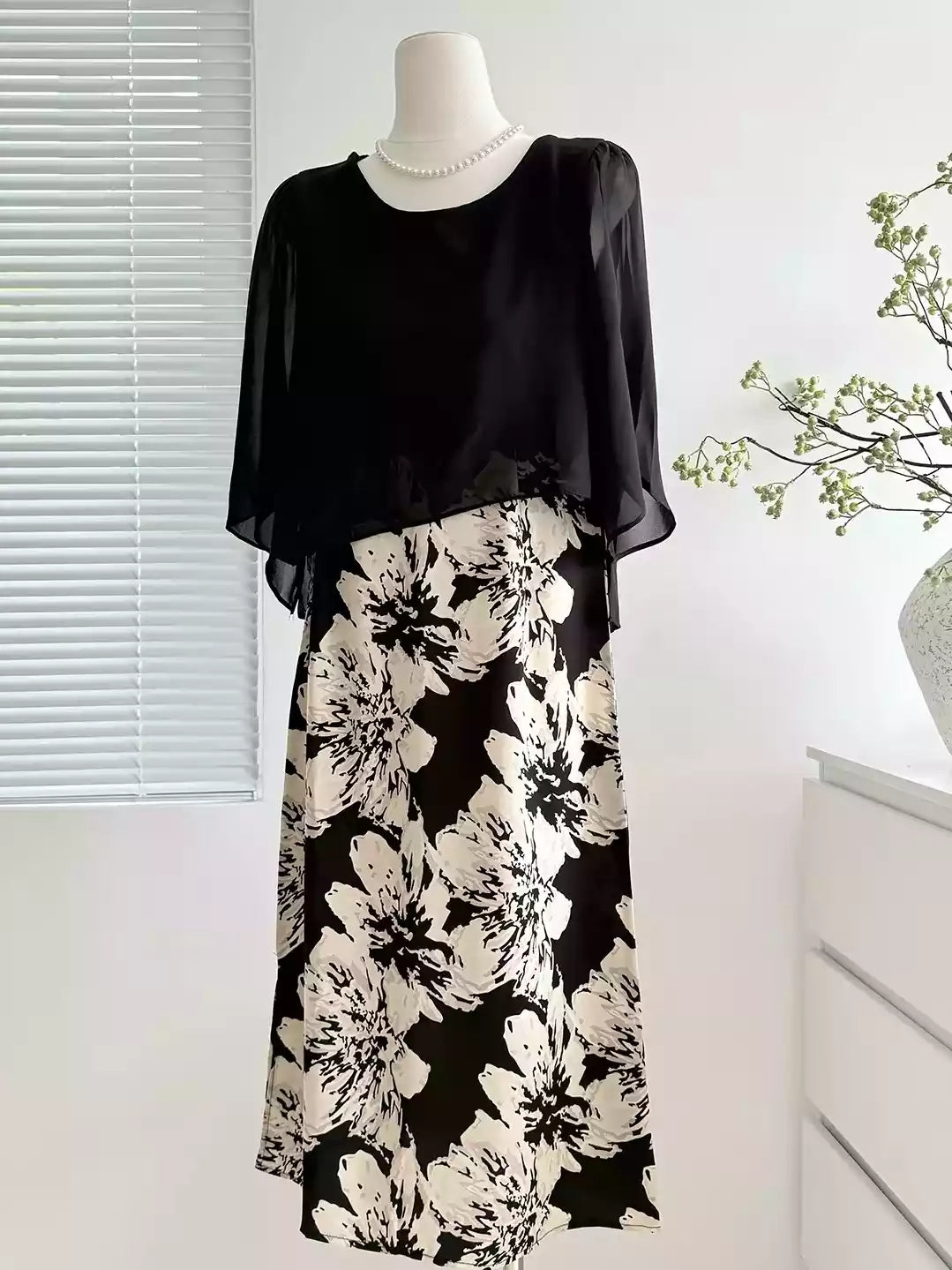 Elegant Floral Chiffon Layered Midi Dress with Sheer Capelet Top