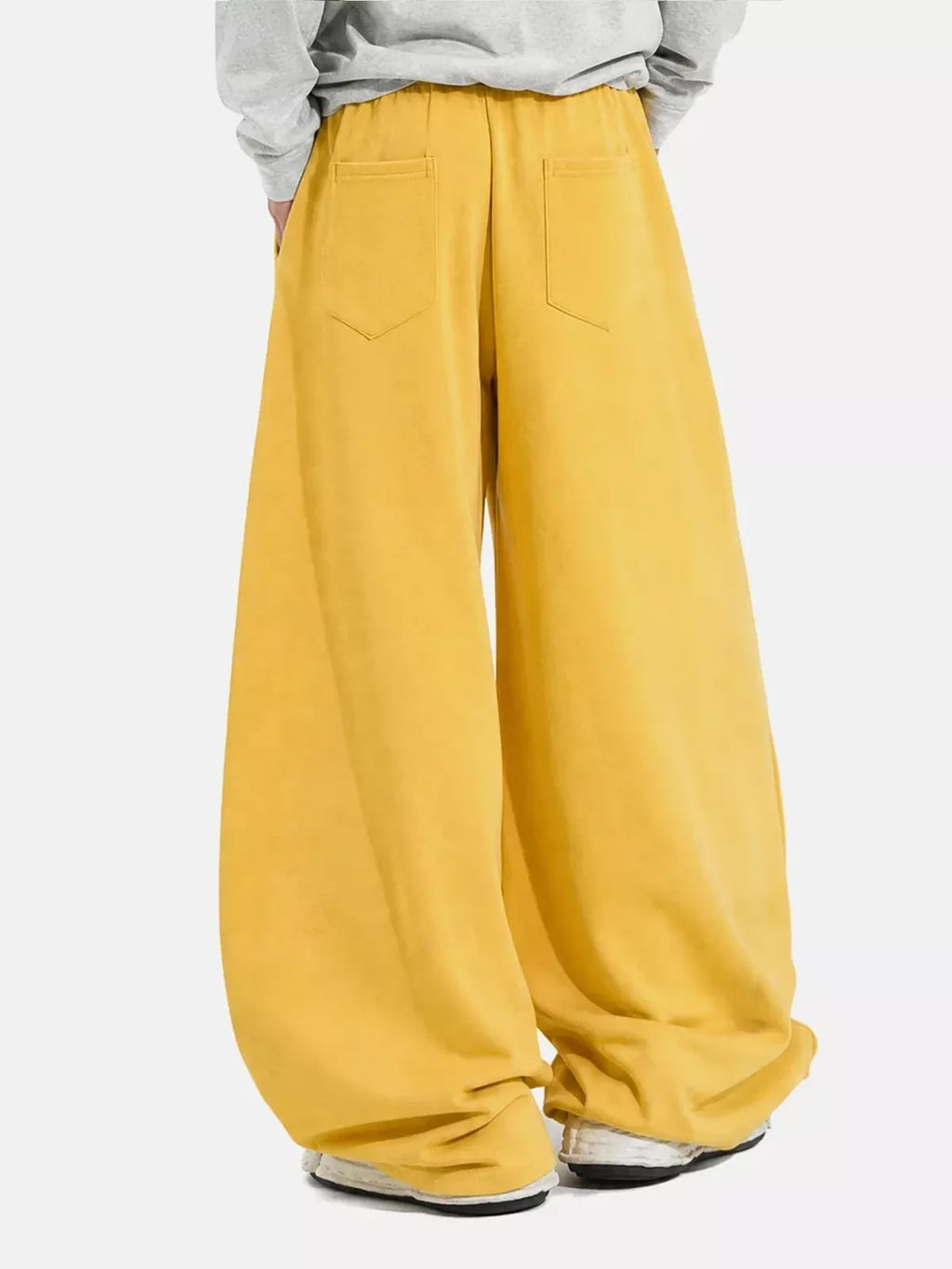 Star Graphic Barrel Sweatpants