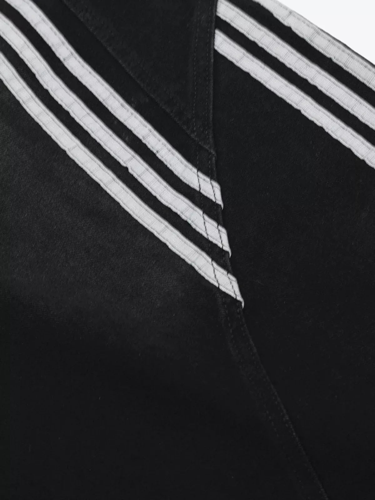 Contrast Stripe Barrel Leg Jeans