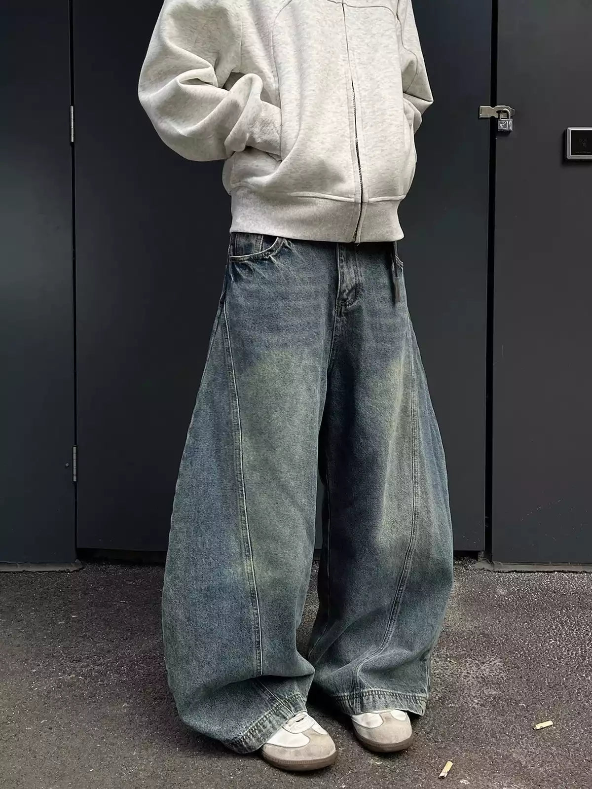 Blade Graphic Distressed Wide-Leg Jeans