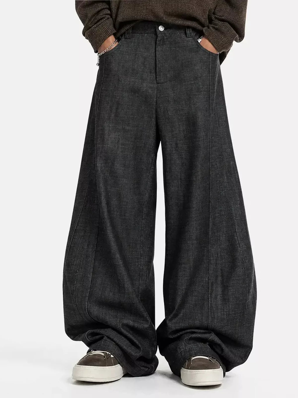 Lightweight Structured Barrel Jeans