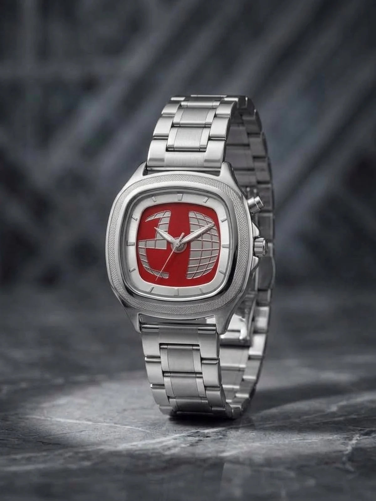 Futuristic Metal Watch na3160